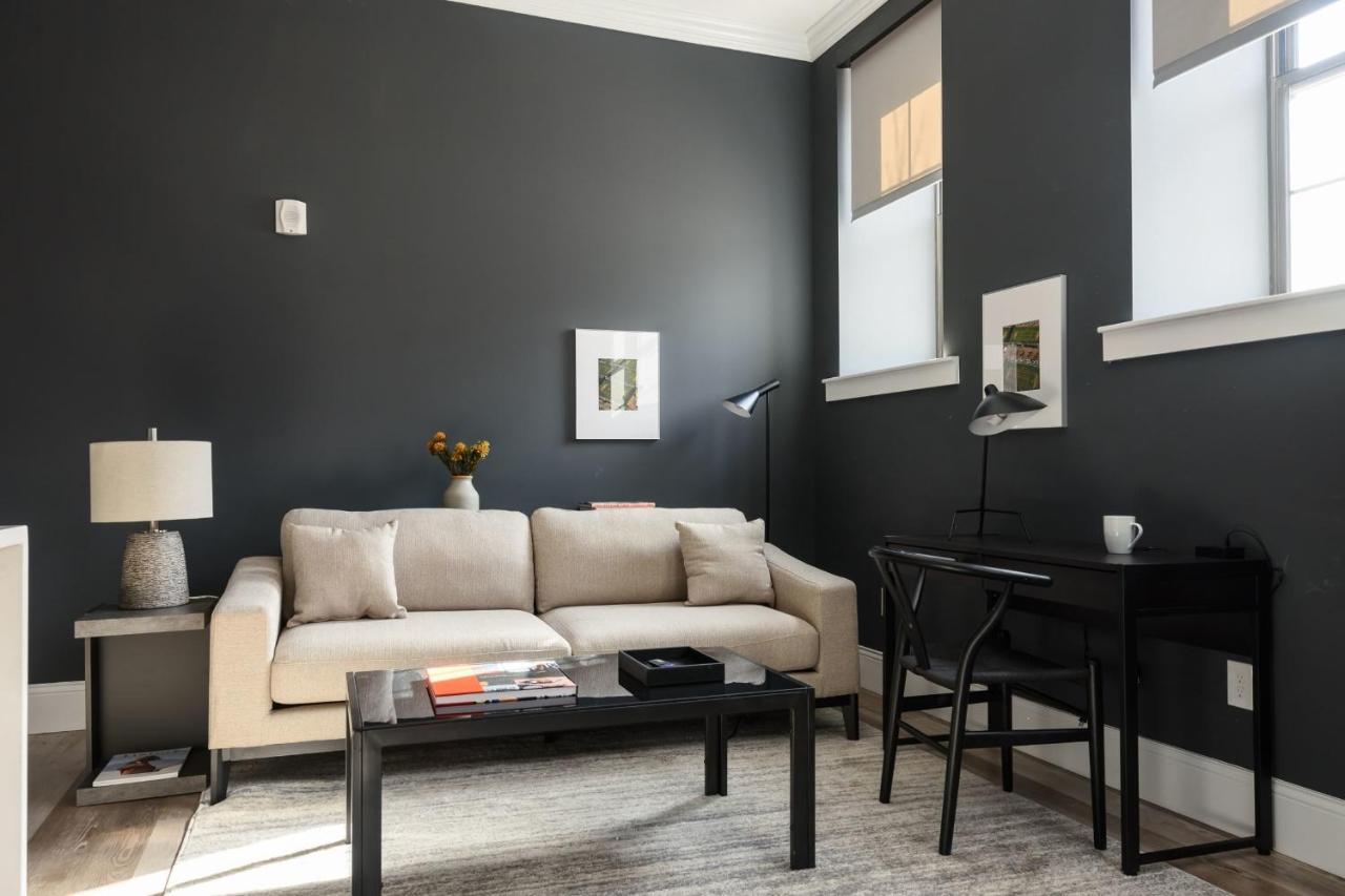 Revived Lf Square 1Br With Rooftop By Zencity Saint Louis Dış mekan fotoğraf