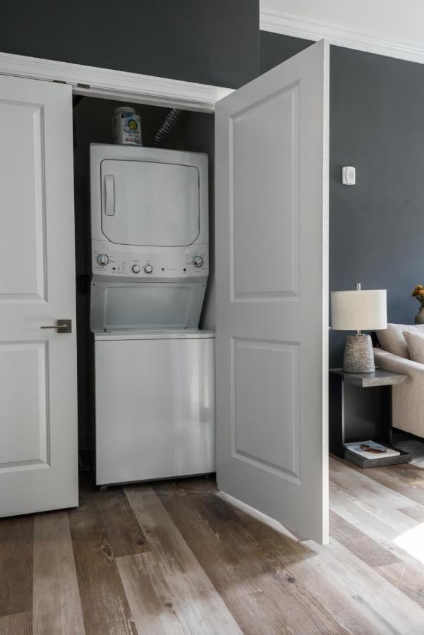 Revived Lf Square 1Br With Rooftop By Zencity Saint Louis Dış mekan fotoğraf
